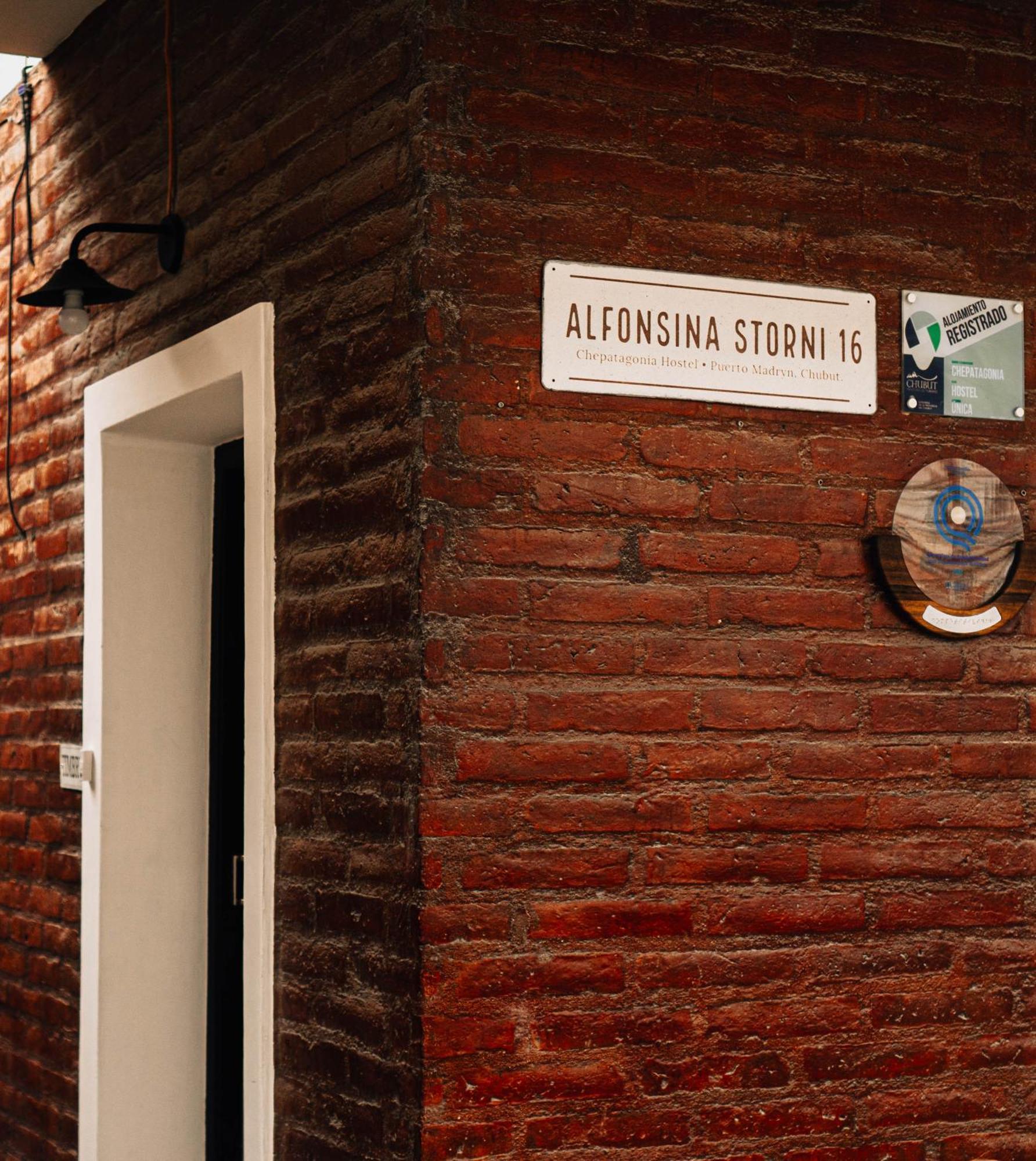 Chepatagonia Hostel & Experiences Puerto Madryn Exterior photo